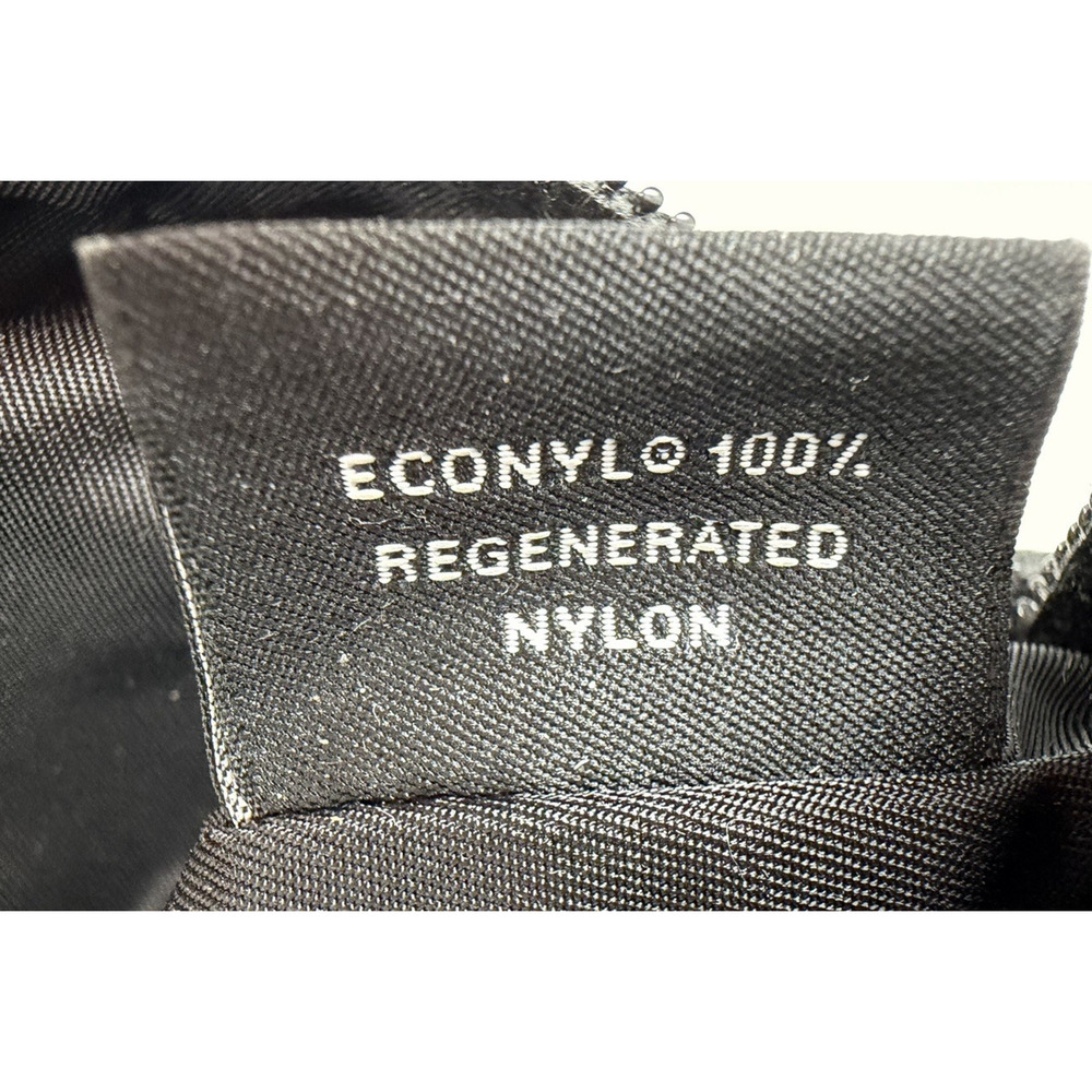 Prada Tessuto Nylon Belt Bag in Black with a Front Zippered Pocket S07 - Picture 13 of 16